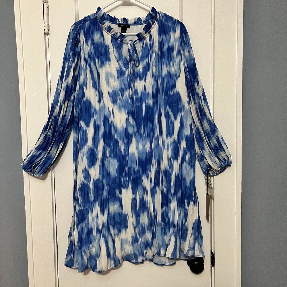Halogen Nordstrom NWT shift dress size small pleated mock neck abstract